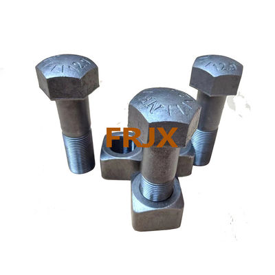 คุณภาพ  Heavy Duty Excavator Track Bolts New Quenching And Tempering Heat Treatment Zinc Finish โรงงาน
