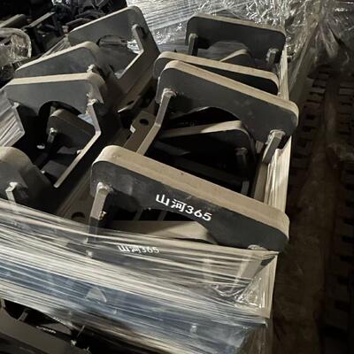 เครื่องป้องกันโซ่เครื่องขุด เครื่องป้องกันโซ่ องค์ประกอบทนการสวมใส่ เครื่องถือโซ่