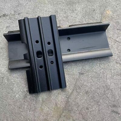 เครื่องขุดดิน เครื่องบูลโดเซอร์ เครื่องลากลาก เครื่องโซ่ เครื่องบูลโดเซอร์ เครื่องบอลโดเซอร์ เครื่องบอลโดเซอร์ขนาดหนึ่งขั้ว 400mm 500mm 510mm 560mm 600mm 610mm 660mm